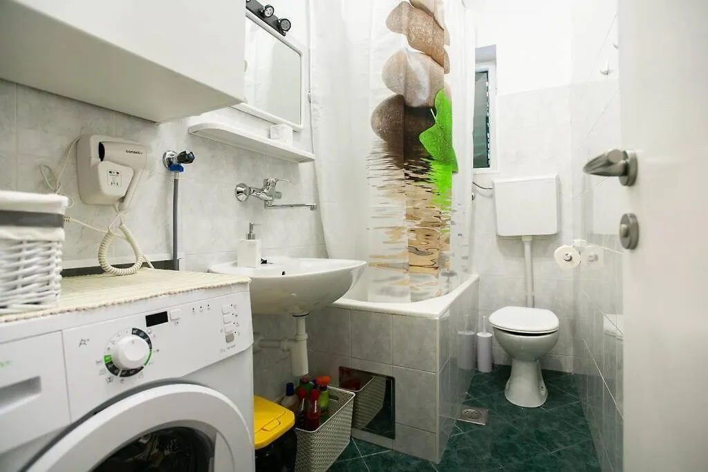 Apartment David, 2Mins From Town Centre Croatia