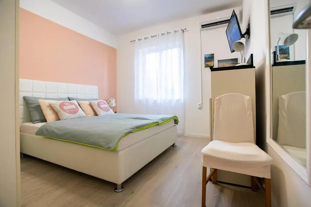 Apartment David, 2Mins From Town Centre  Split