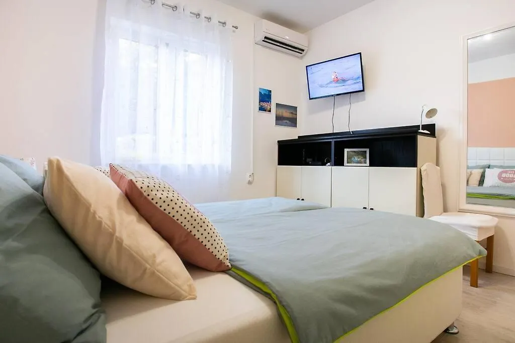 Apartment David, 2Mins From Town Centre Split